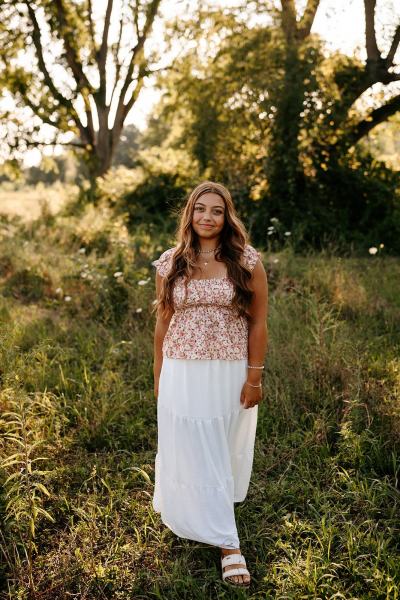 high-school-grad-photos-isabelle-4