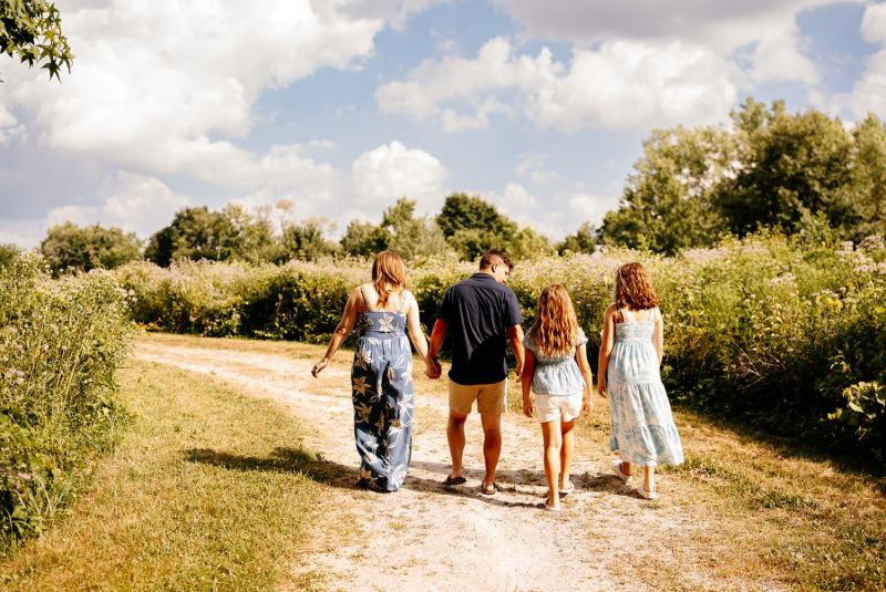 engagement-family-photos_cool-creek-park_carmel-in-3