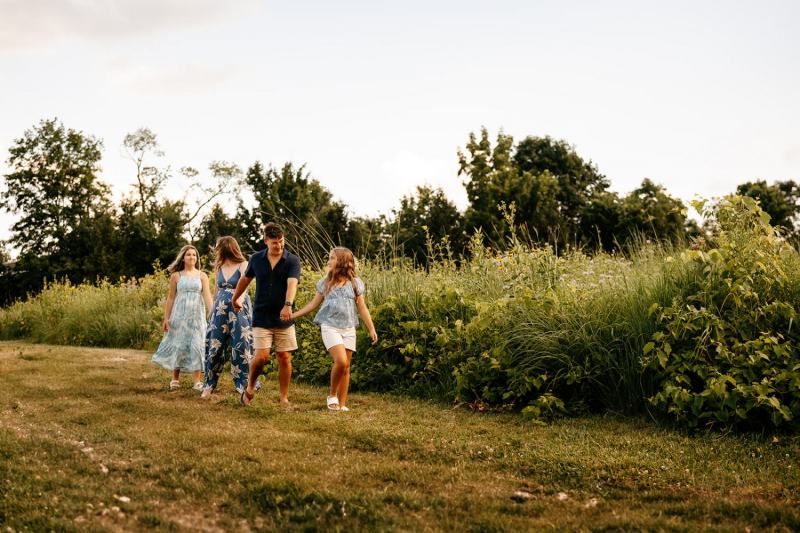 engagement-family-photos_cool-creek-park_carmel-in-6