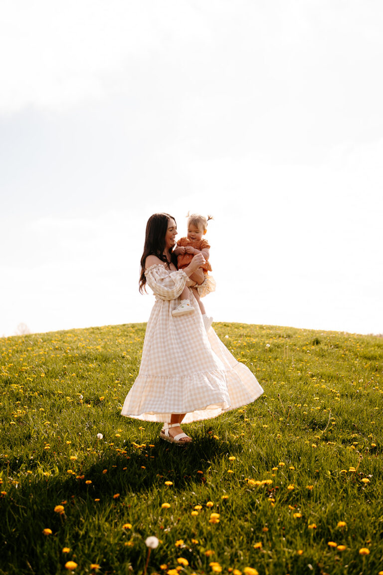 Mom and daughter photo session