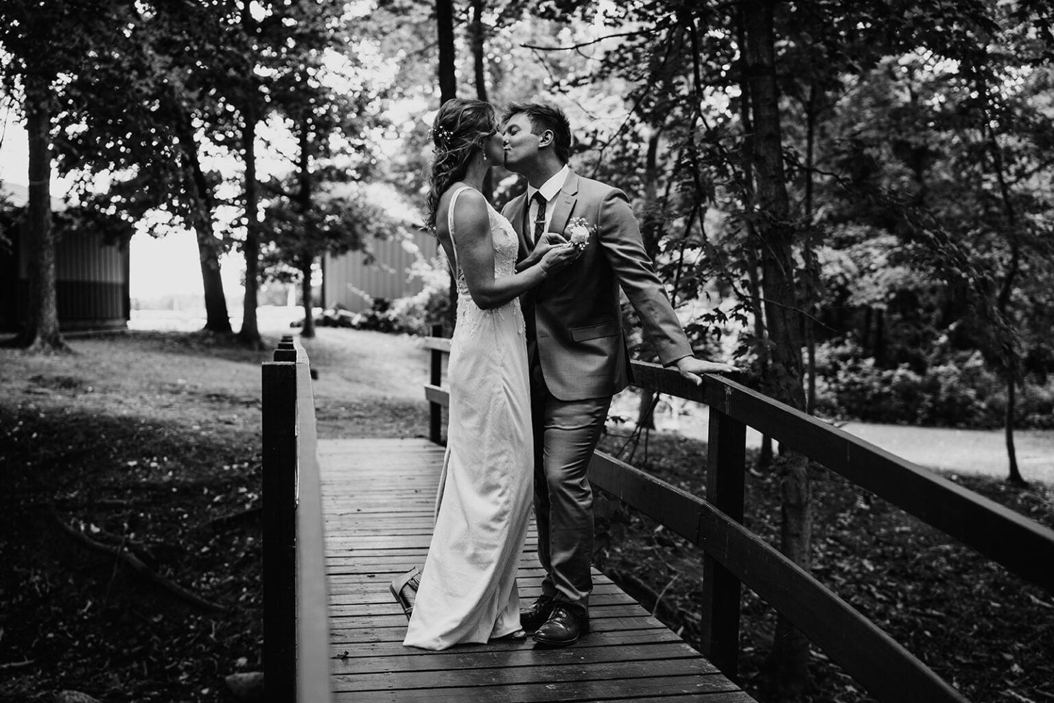 Fall wedding photos on a bridge